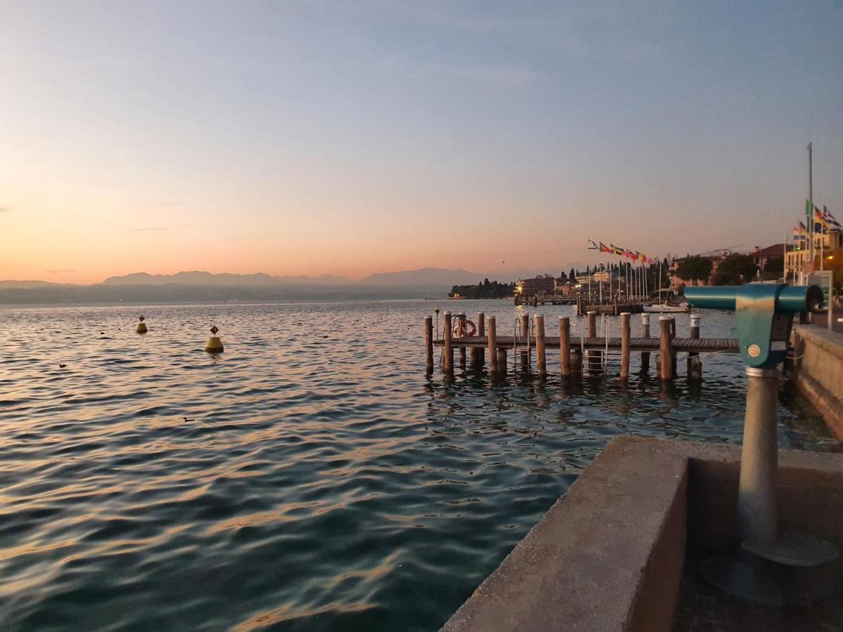 La Lampara Sirmione Bagian luar foto